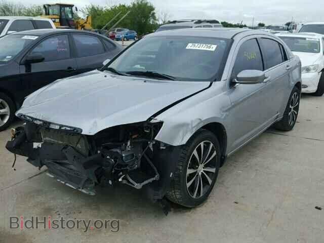 2013 CHRYSLER 200 - VIN: 1C3CCBBG7DN724193 - Фото 2