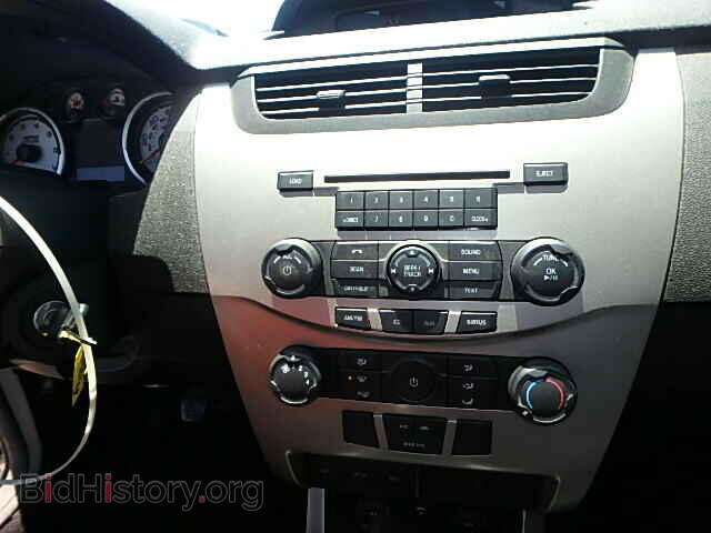 2009 FORD FOCUS - VIN: 1FAHP35N19W212099 - Фото 9