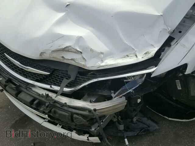 2015 CHRYSLER 200 - VIN: 1C3CCCAB1FN541824 - Фото 9
