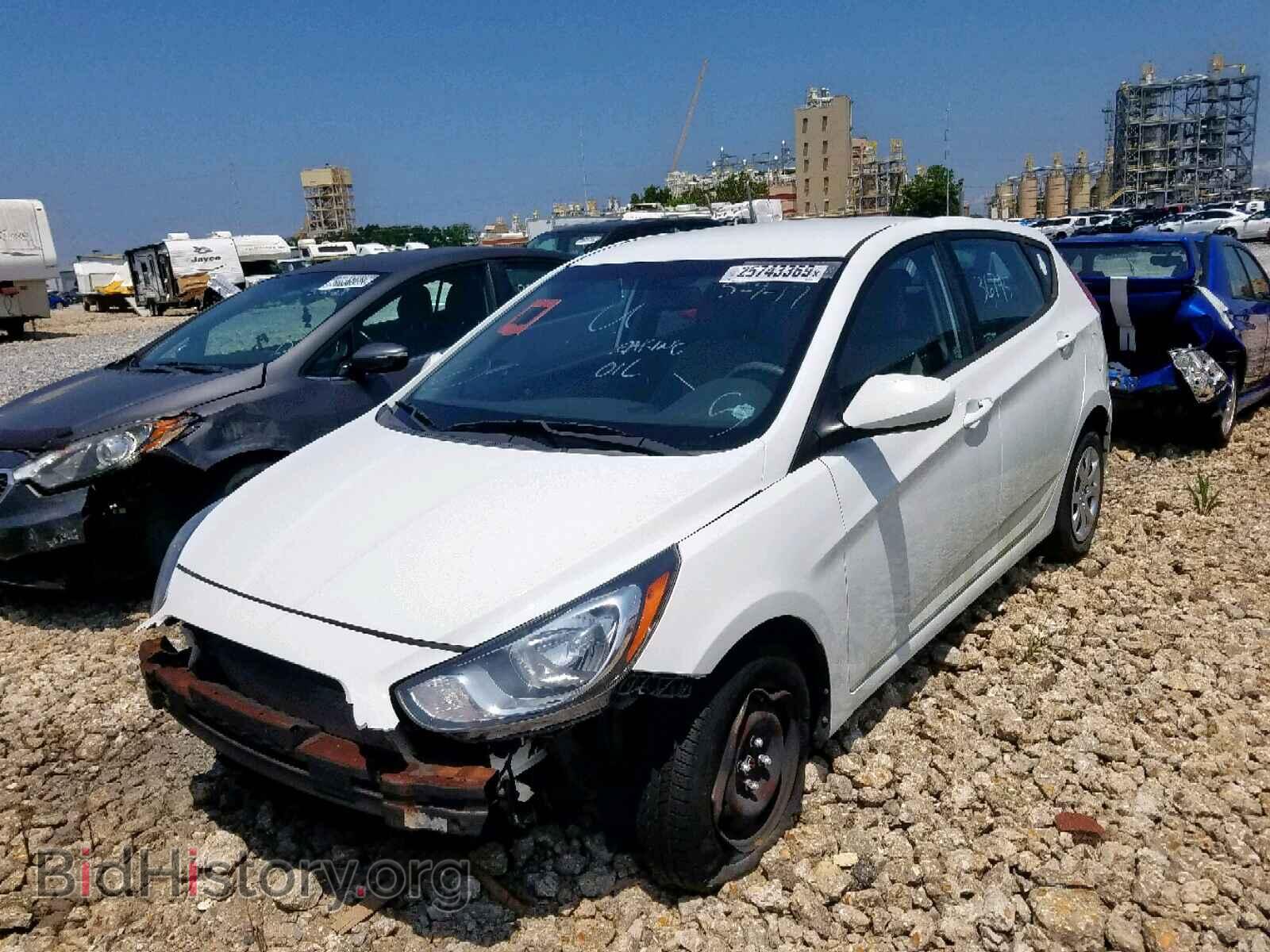 2013 HYUNDAI ACCENT - VIN: KMHCT5AE3DU131476 - Фото 2