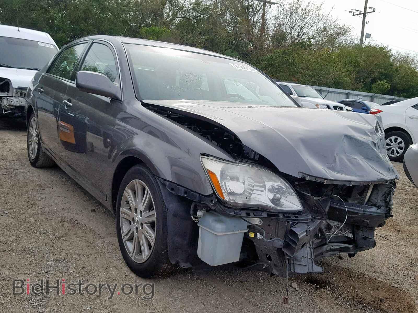 Photo  - TOYOTA AVALON 2007