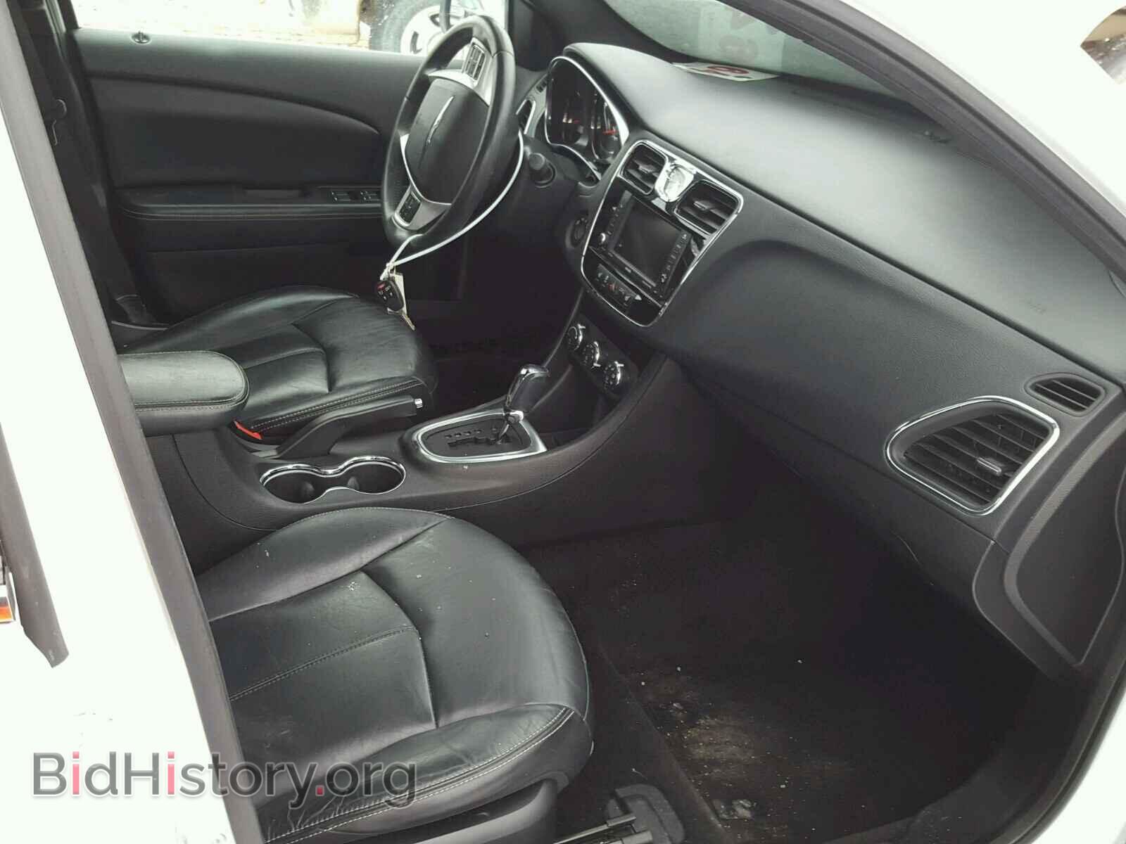 2012 CHRYSLER 200 - VIN: 1C3CCBCB2CN188142 - Фото 5