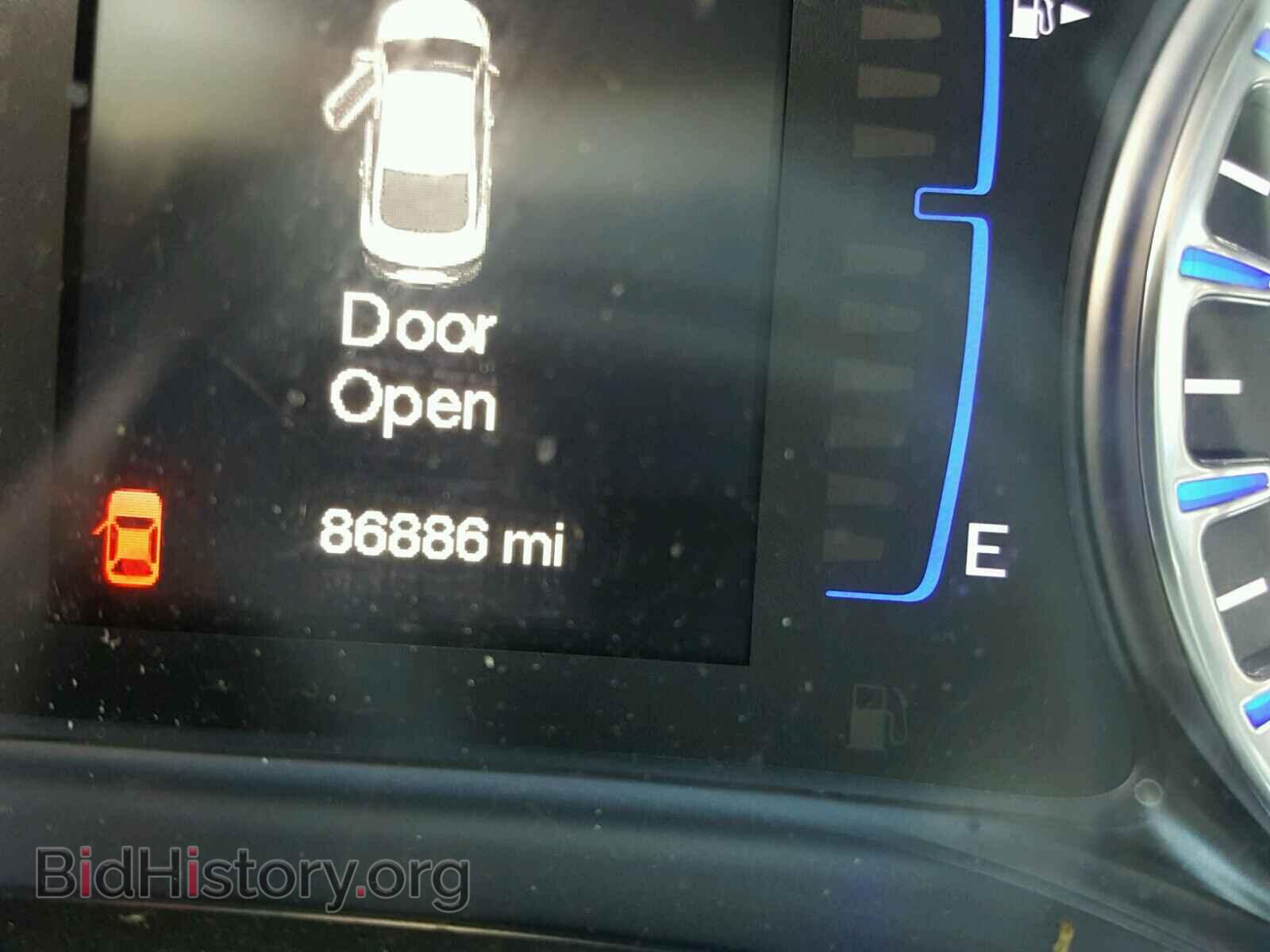2015 CHRYSLER 200 - VIN: 1C3CCCAB4FN621859 - Photo 8