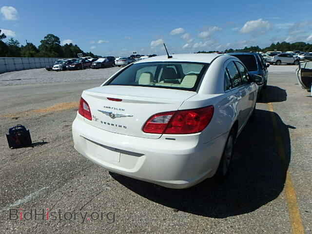 2010 CHRYSLER SEBRING - VIN: 1C3CC5FB5AN167960 - Photo 4