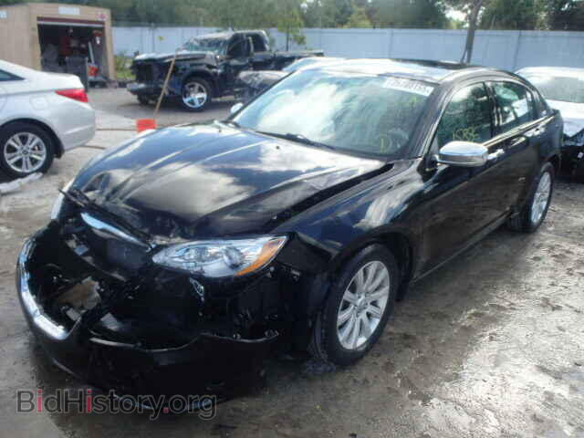 2013 CHRYSLER 200 - VIN: 1C3CCBCG1DN594829 - Фото 2