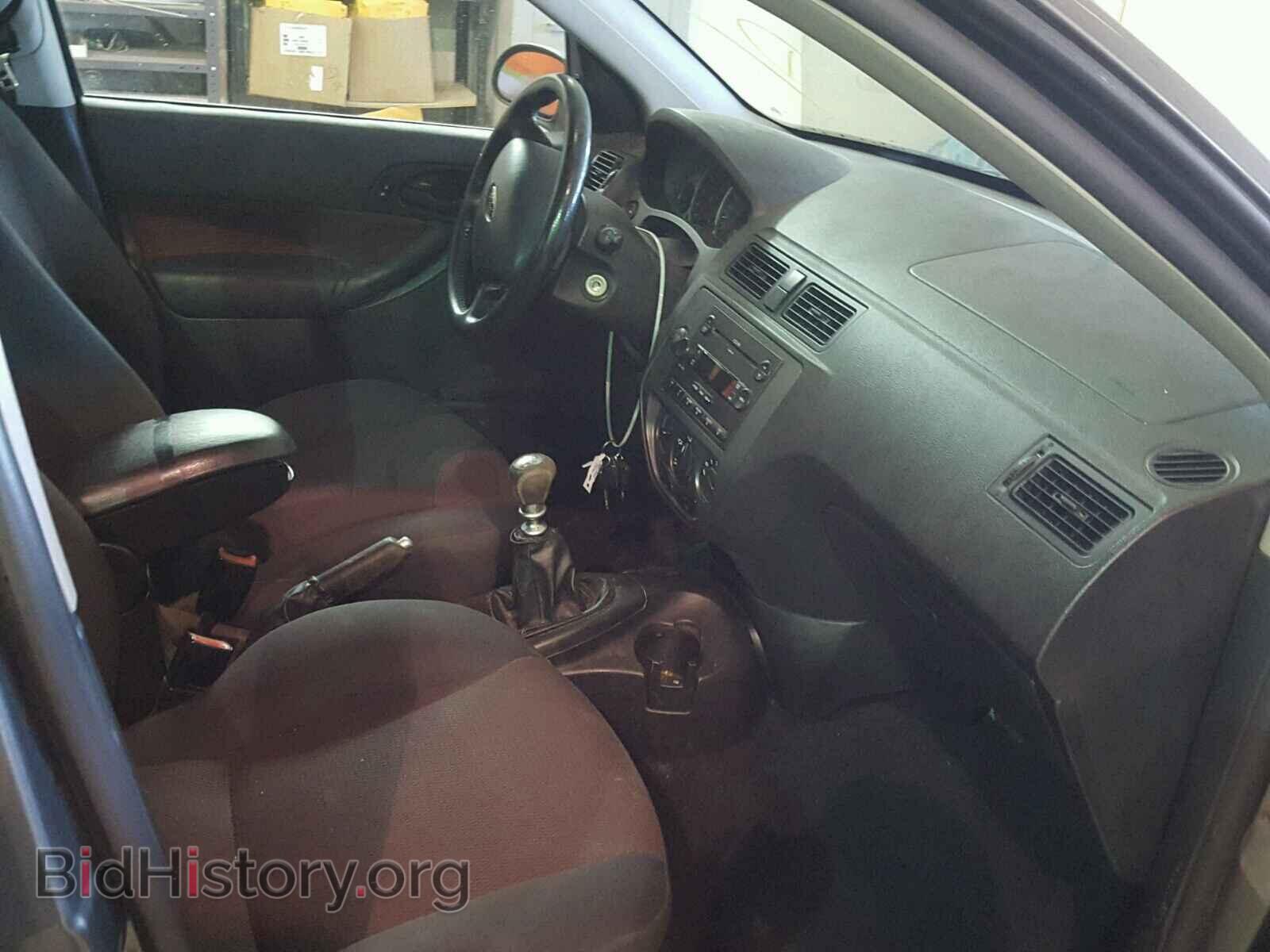2005 FORD FOCUS - VIN: 1FAFP38Z85W156128 - Фото 5