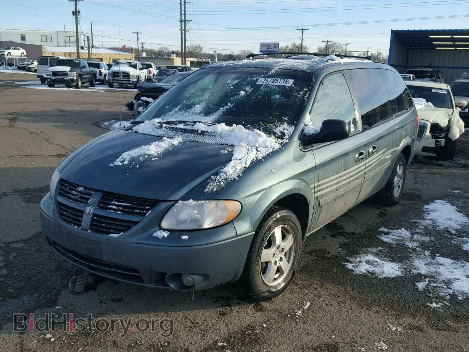 2005 DODGE CARAVAN - VIN: 2D4GP44L75R174525 - Фото 2