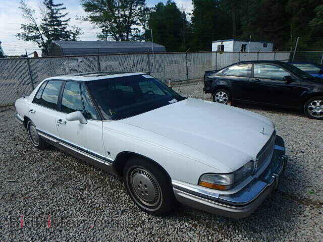 Photo 1G4CU5219TH647079 - BUICK PARK AVE 1996