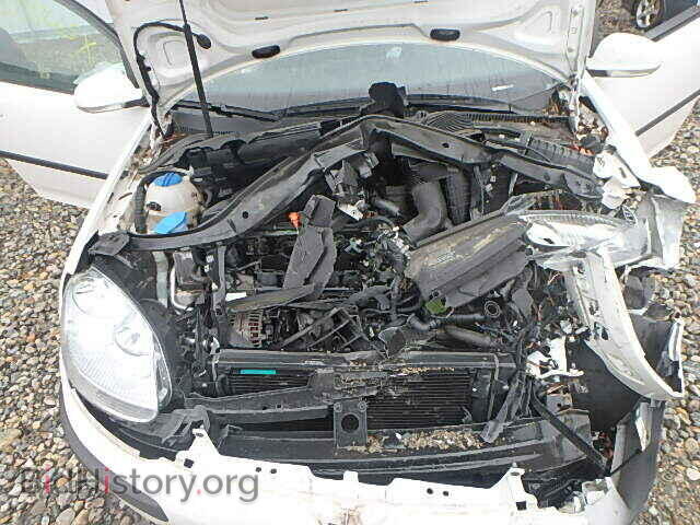 2009 VOLKSWAGEN RABBIT - VIN: WVWAB71K79W035538 - Фото 7