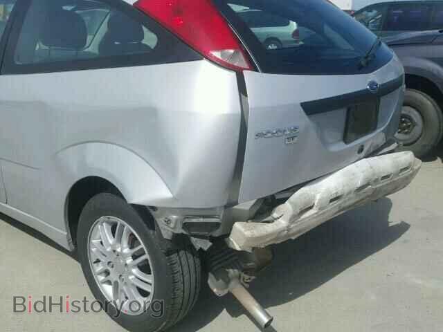 2005 FORD FOCUS - VIN: 3FAFP31N05R130942 - Фото 9