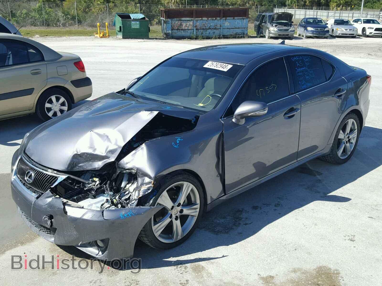 2013 LEXUS IS250 - VIN: JTHBF5C27D5192638 - Photo 2