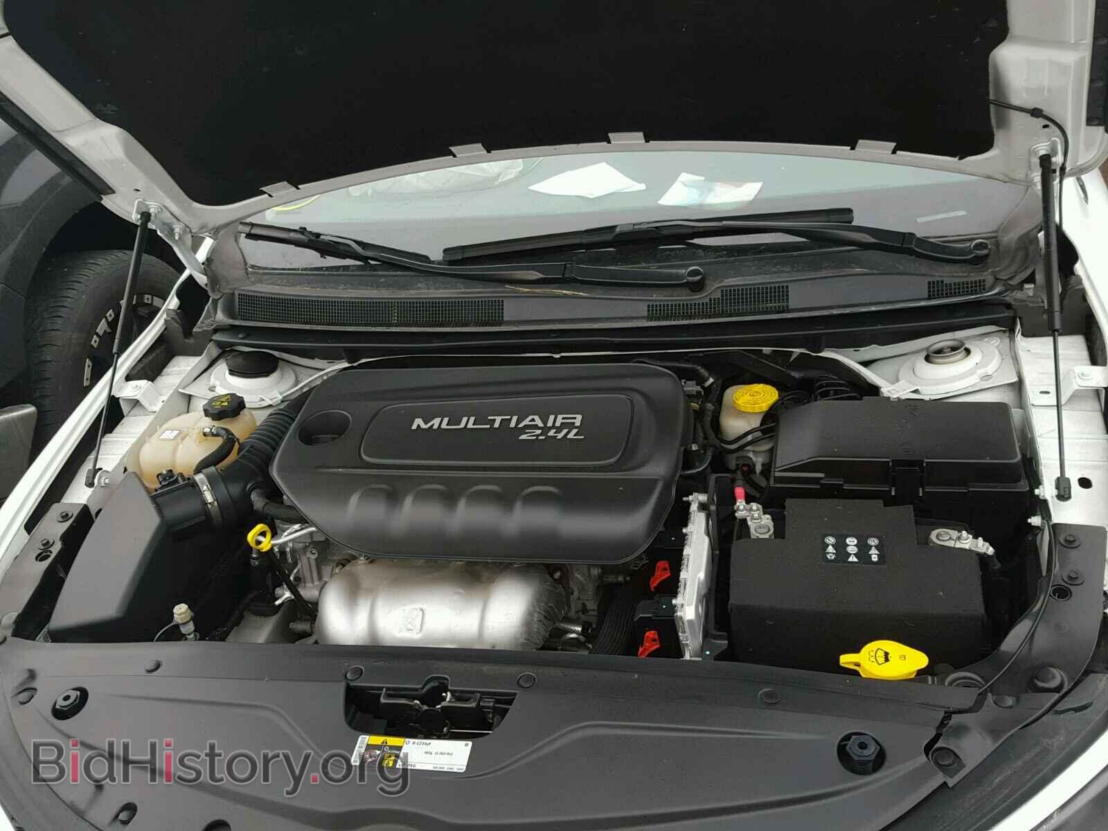 2015 CHRYSLER 200 - VIN: 1C3CCCAB2FN674205 - Photo 7