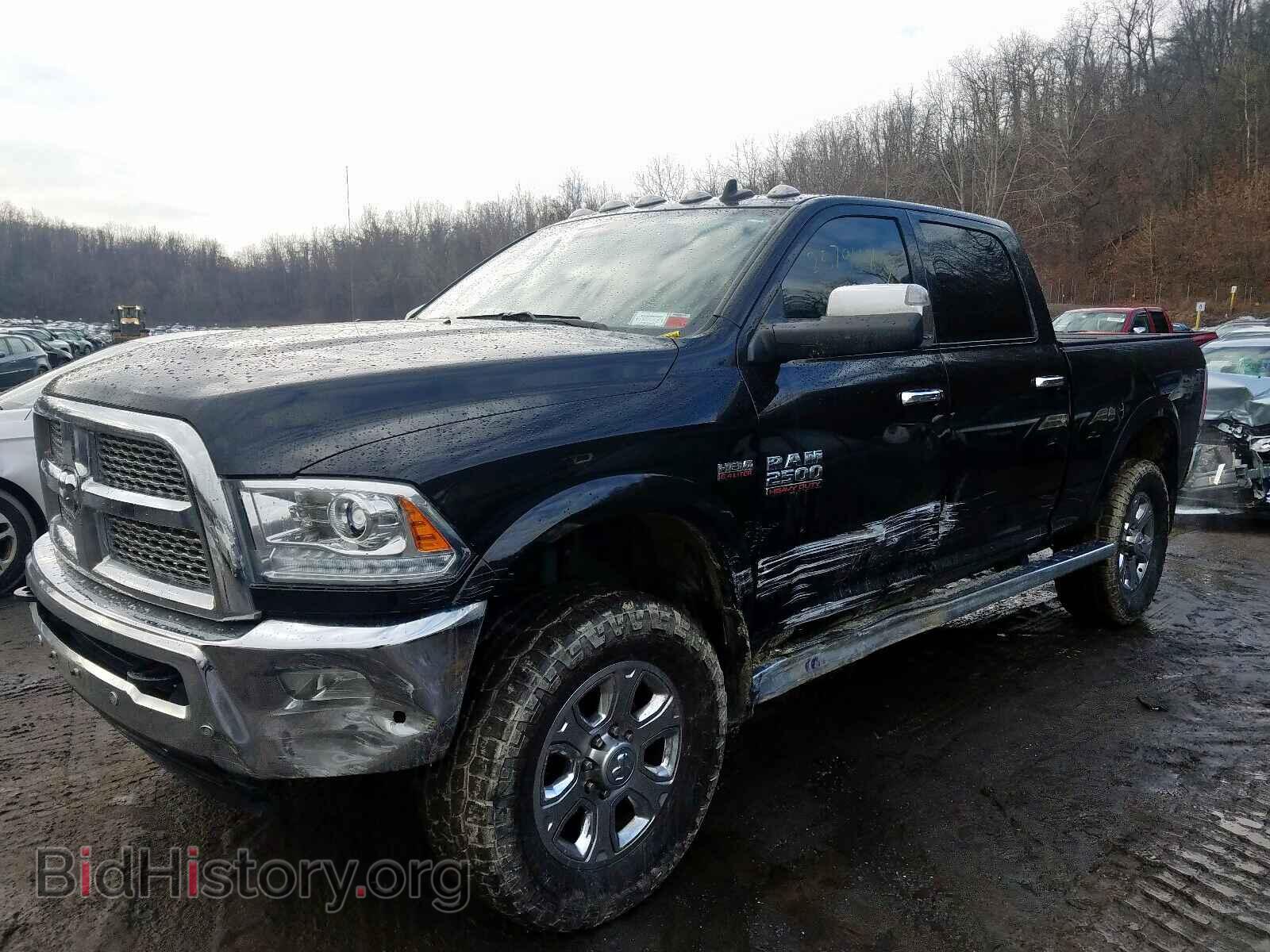 2017 RAM 2500 LARAM - VIN: 3C6UR5FJ8HG726255 - Photo 2