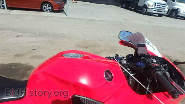 2014 HONDA CBR CYCLE - VIN: JH2PC4018EK700082 - Фото 5