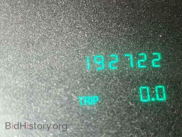 1996 CADILLAC DEVILLE - VIN: 1G6KF5297TU292097 - Фото 8