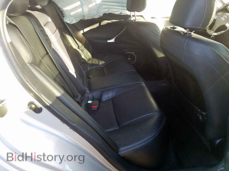 2012 Lexus IS (VIN JTHCF5C20C2035828) — photo 6 of 10