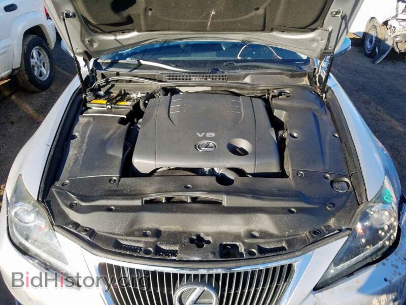 2012 Lexus IS (VIN JTHCF5C20C2035828) — photo 7 of 10