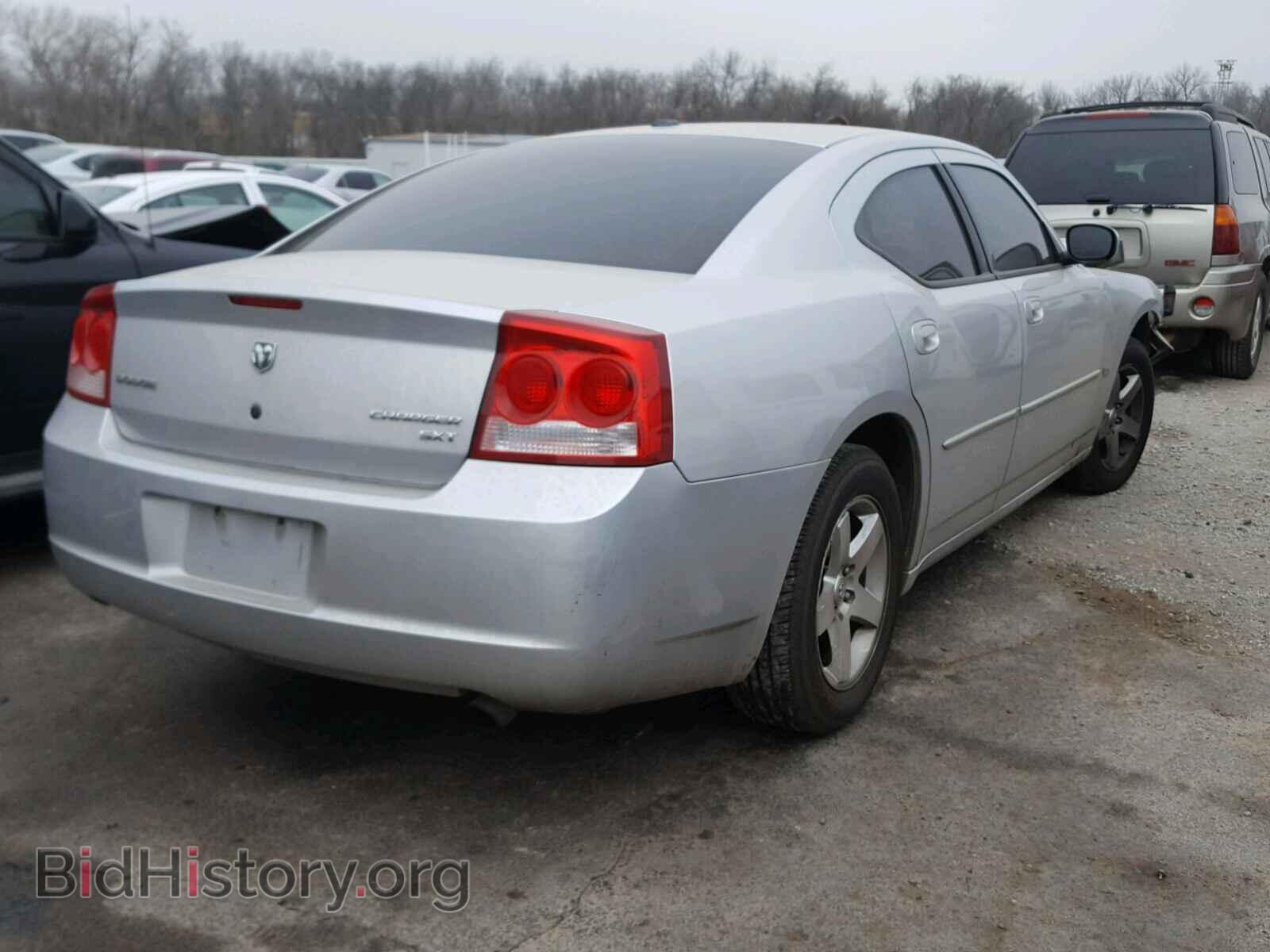 2010 DODGE CHARGER - VIN: 2B3CA3CV2AH152721 - Фото 4