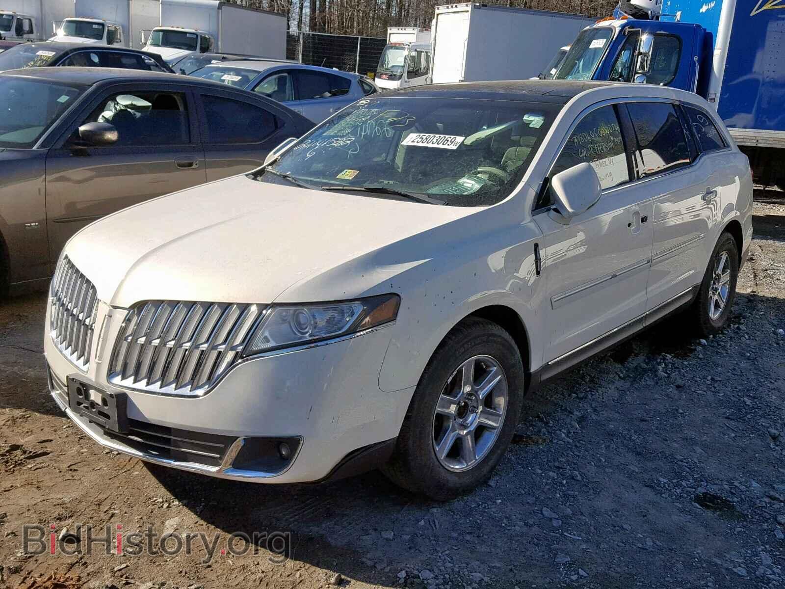 2012 LINCOLN MKT - VIN: 2LMHJ5AT1CBL53386 - Фото 2