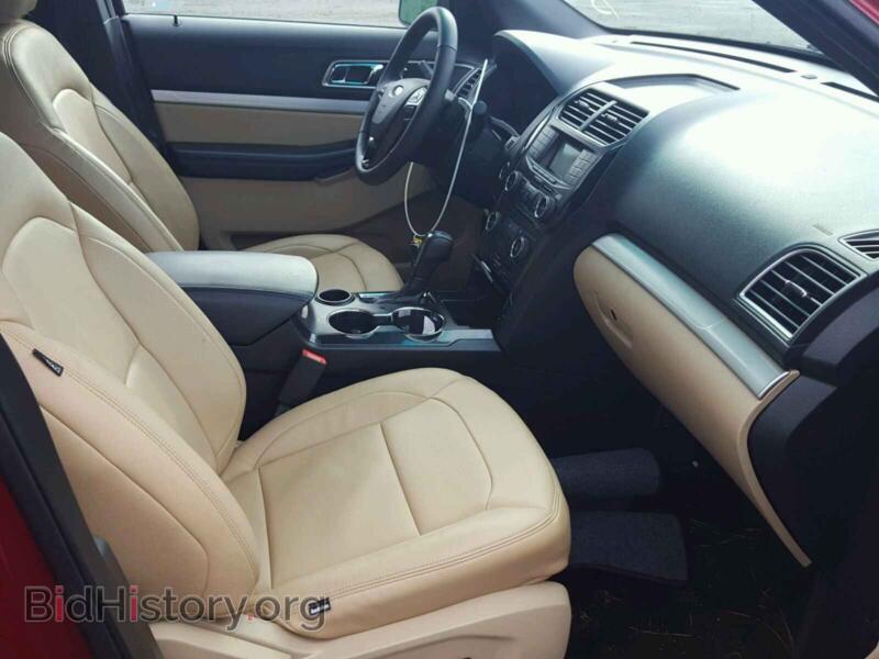 2016 Ford EXPLORER (VIN 1FM5K7D88GGB92676) — photo 5 of 10