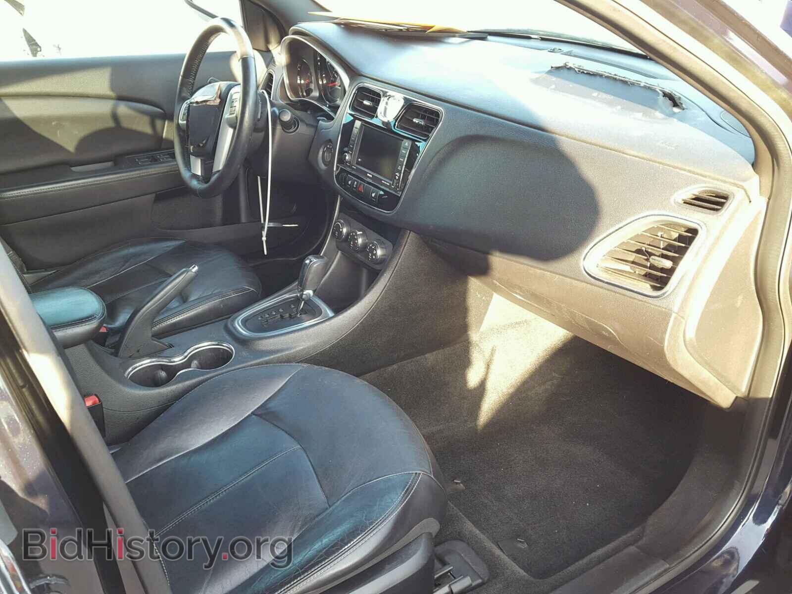 2012 CHRYSLER 200 - VIN: 1C3CCBCB5CN257406 - Фото 5