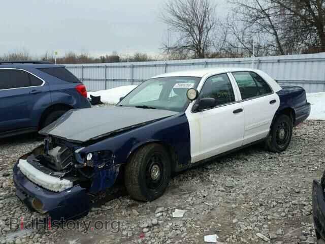 2011 FORD CROWN VIC - VIN: 2FABP7BV2BX142236 - Фото 2
