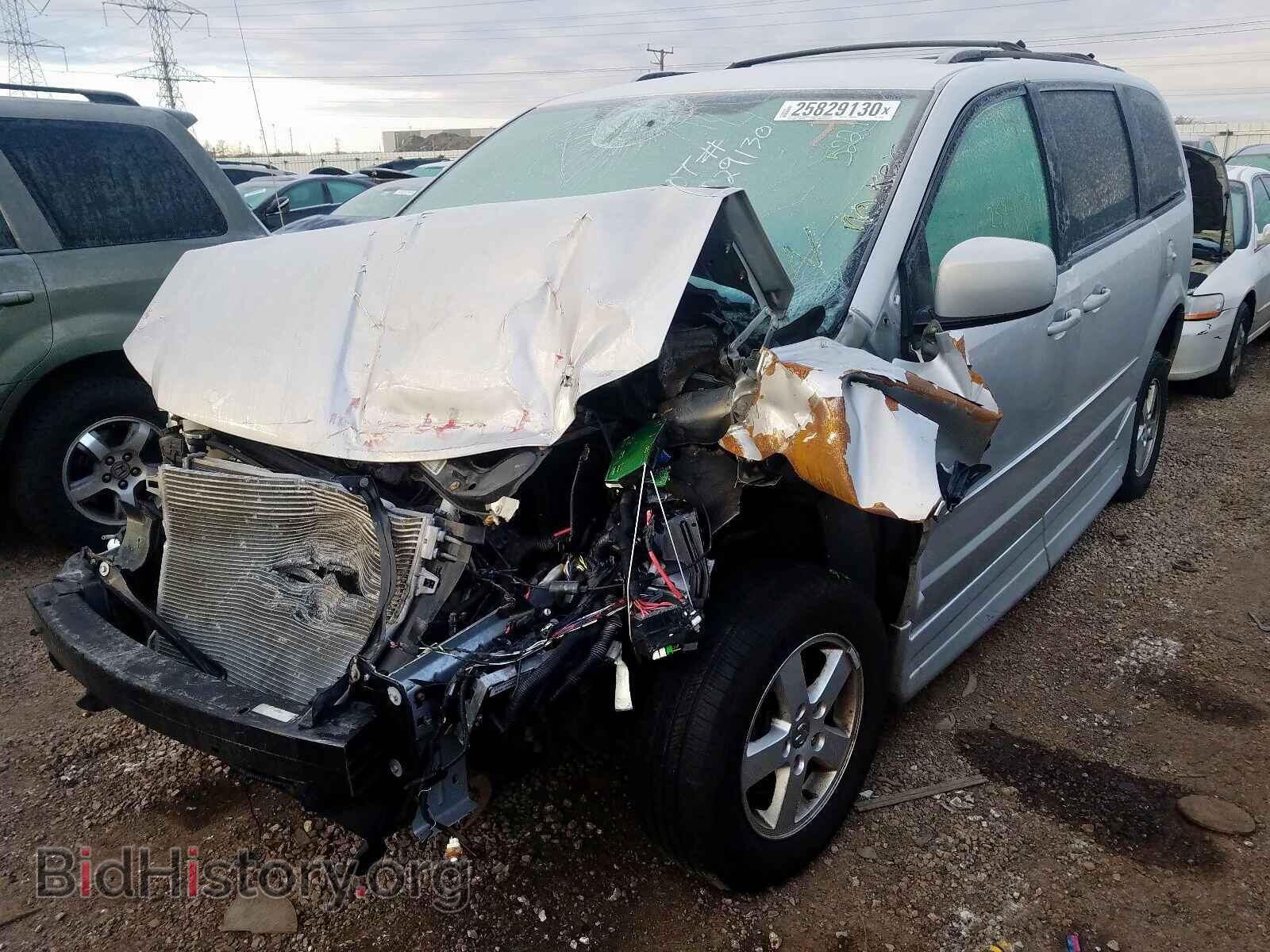 2010 DODGE CARAVAN - VIN: 2D4RN5D16AR411051 - Фото 2
