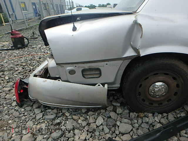 2005 FORD CROWN VIC - VIN: 2FAFP71W15X155172 - Фото 10