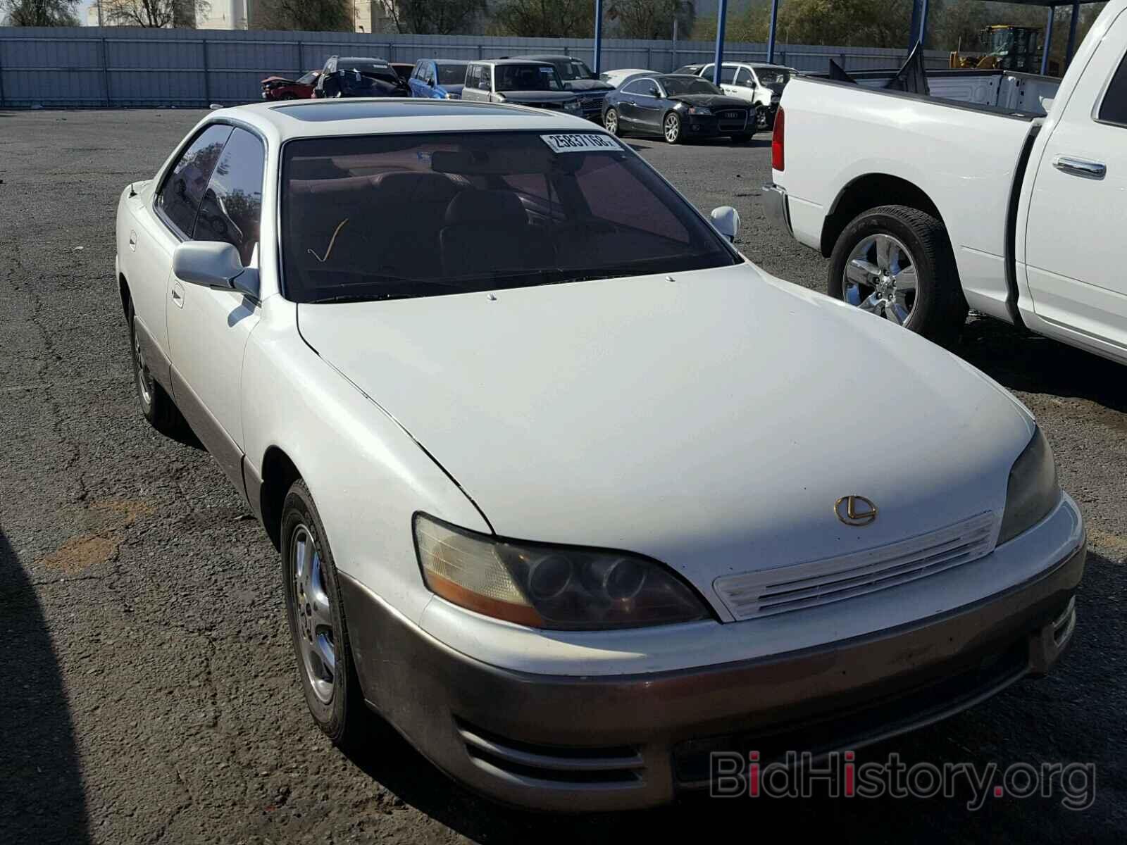 Photo JT8BF12G4T0130499 - LEXUS ES300 1996