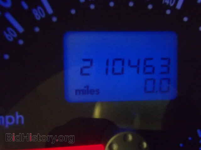 2000 VOLKSWAGEN BEETLE - VIN: 3VWCF21C6YM475478 - Фото 8