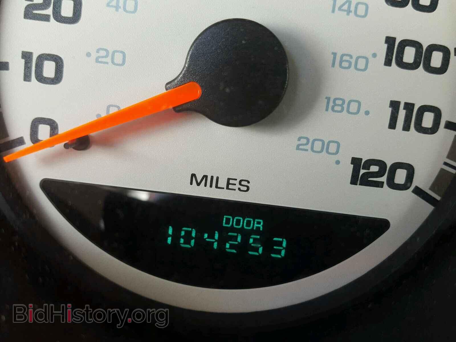 2005 DODGE NEON - VIN: 1B3ES56C75D106932 - Photo 8