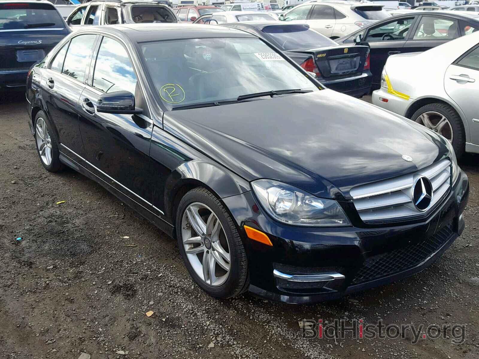 Photo WDDGF4HB8DA788493 - MERCEDES-BENZ C 250 2013