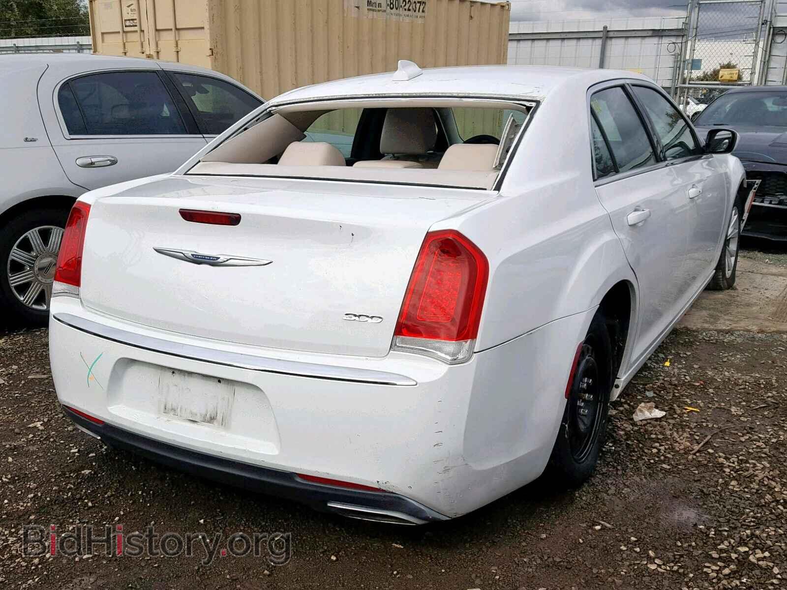 2015 CHRYSLER 300 - VIN: 2C3CCAAG4FH881803 - Фото 4