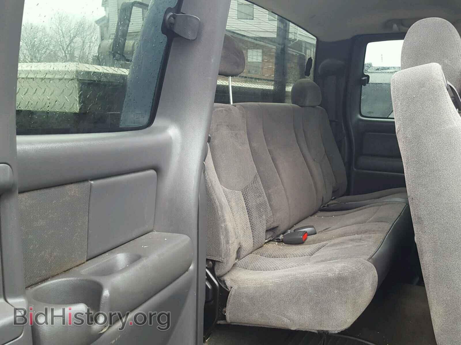 2005 CHEVROLET SILVERADO - VIN: 2GCEK19B751128290 - Фото 6