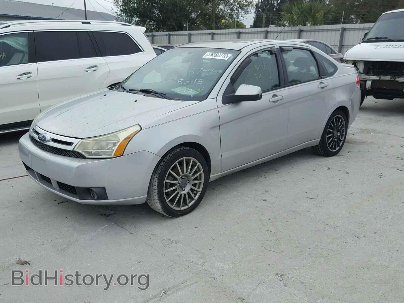 2009 FORD FOCUS - VIN: 1FAHP36N99W103744 - Photo 2