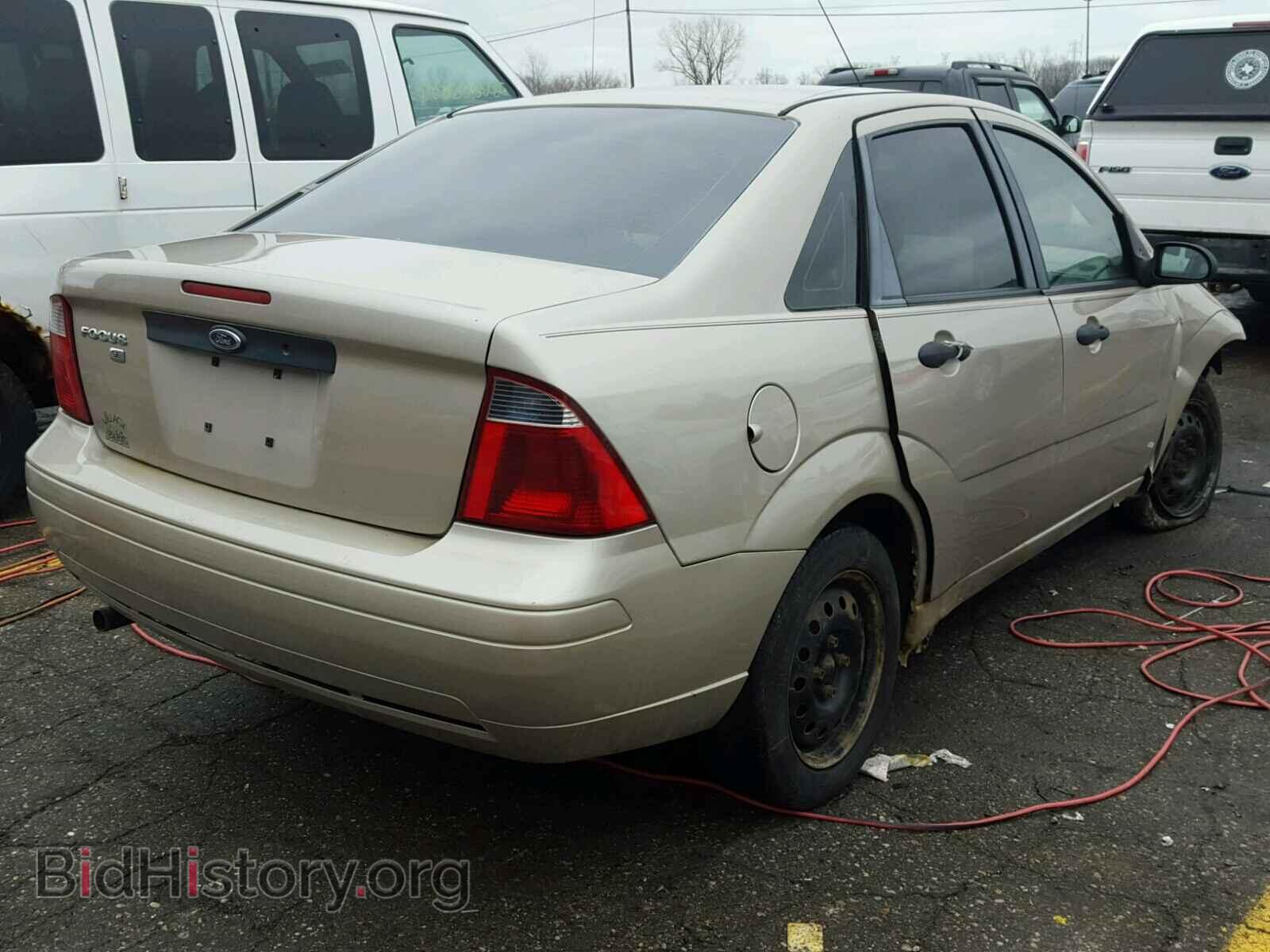 2007 FORD FOCUS - VIN: 1FAFP34N97W181948 - Фото 4