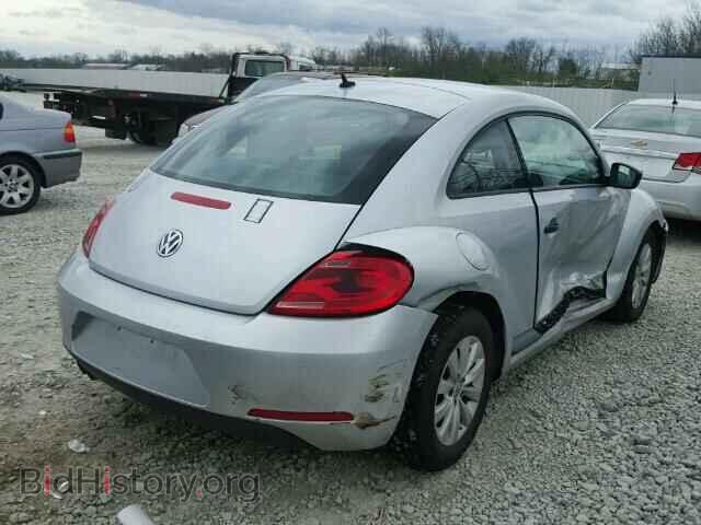 2013 VOLKSWAGEN BEETLE - VIN: 3VWFP7AT1DM625501 - Фото 4