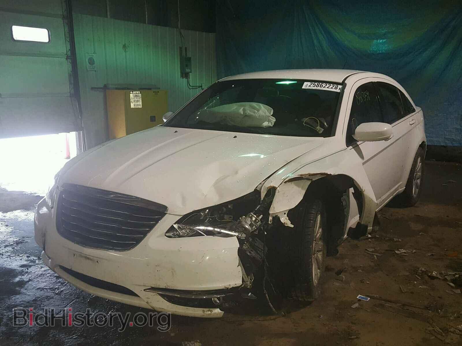 2014 CHRYSLER 200 - VIN: 1C3CCBBB6EN100925 - Фото 2