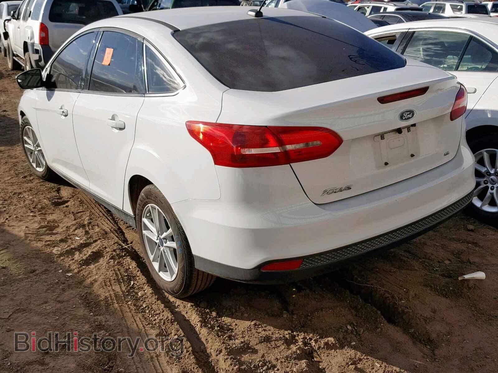 2018 FORD FOCUS SE - VIN: 1FADP3F23JL204823 - Фото 3