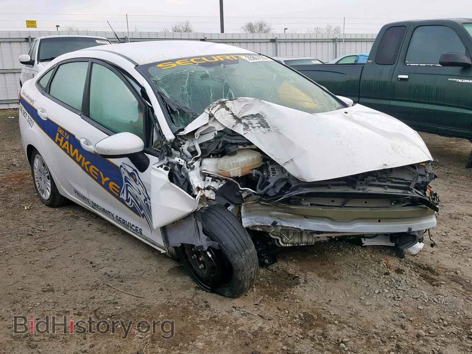 Photo 3FADP4AJ3FM179514 - FORD FIESTA 2015
