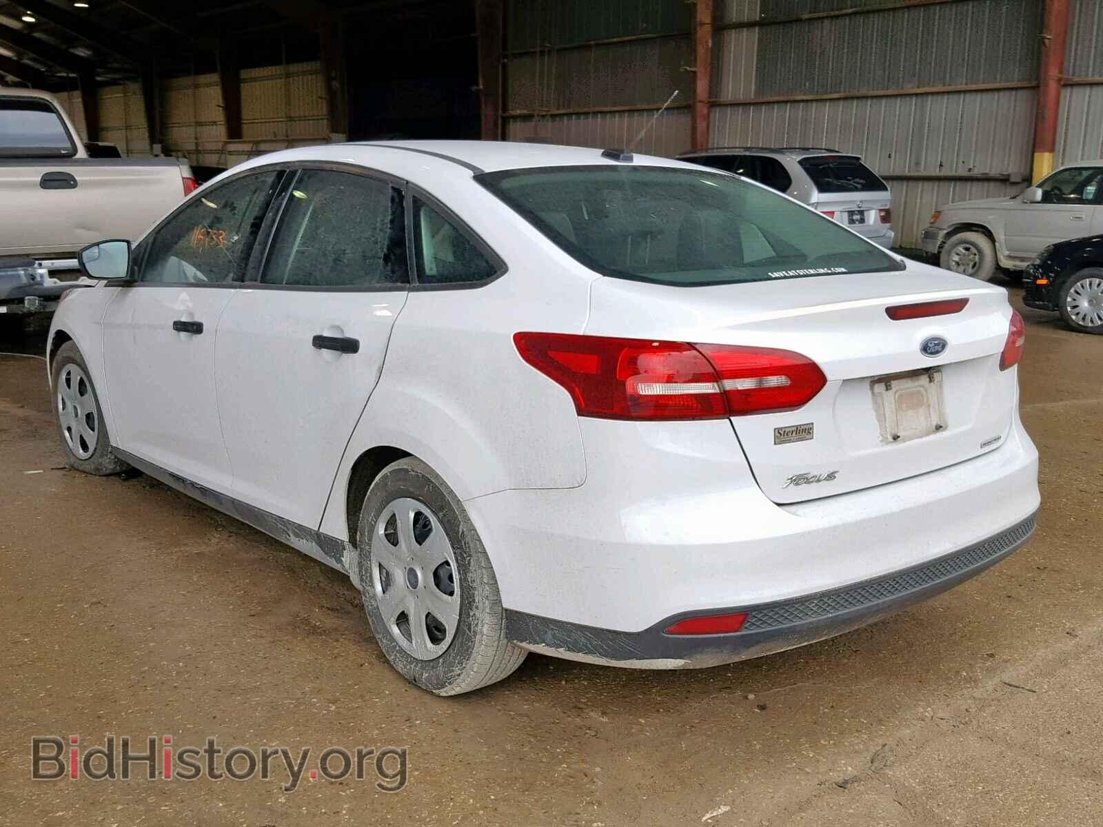2016 FORD FOCUS - VIN: 1FADP3E25GL323841 - Фото 3
