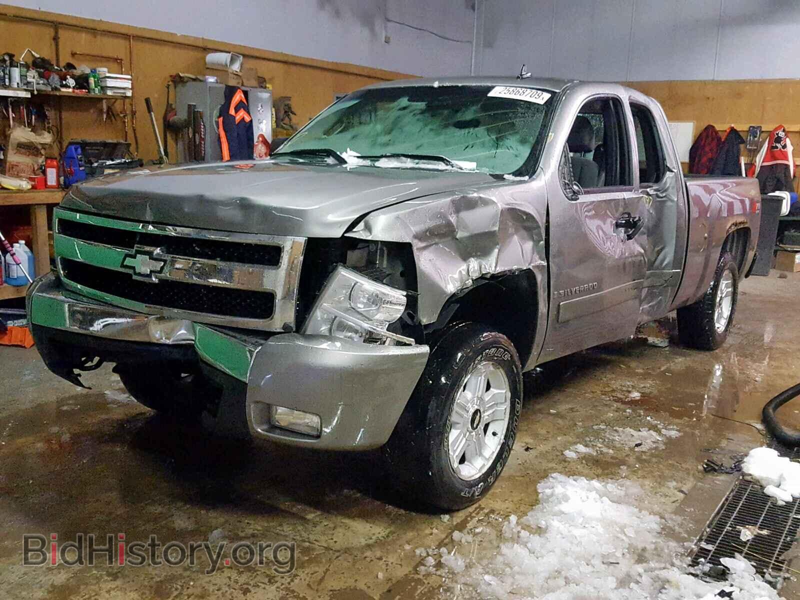 2007 CHEVROLET SILVERADO - VIN: 2GCEK19J771723568 - Фото 2