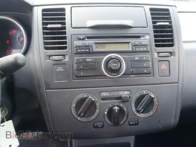 2010 NISSAN VERSA - VIN: 3N1BC1AP7AL365302 - Фото 9