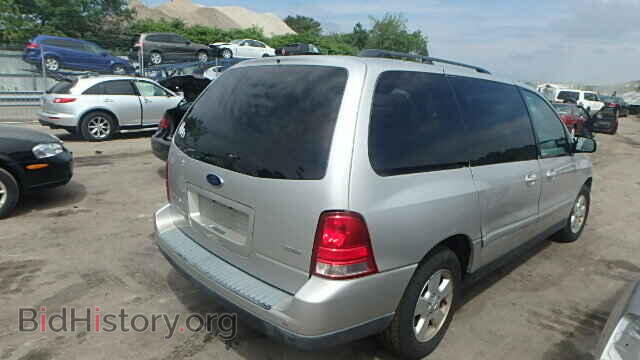 2004 FORD FREESTAR - VIN: 2FMDA57624BA33068 - Фото 4