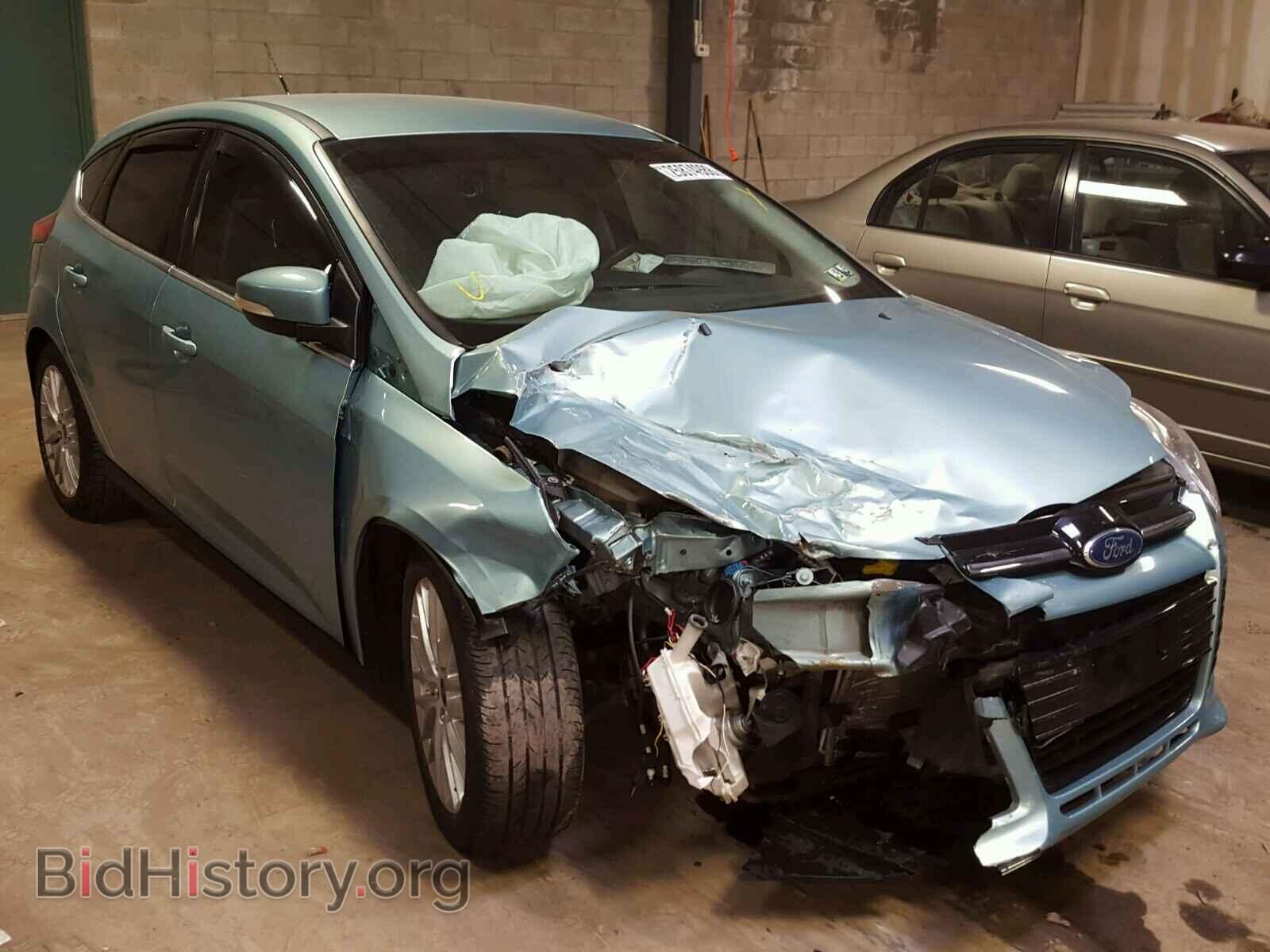 Photo 1FAHP3M25CL307524 - FORD FOCUS 2012