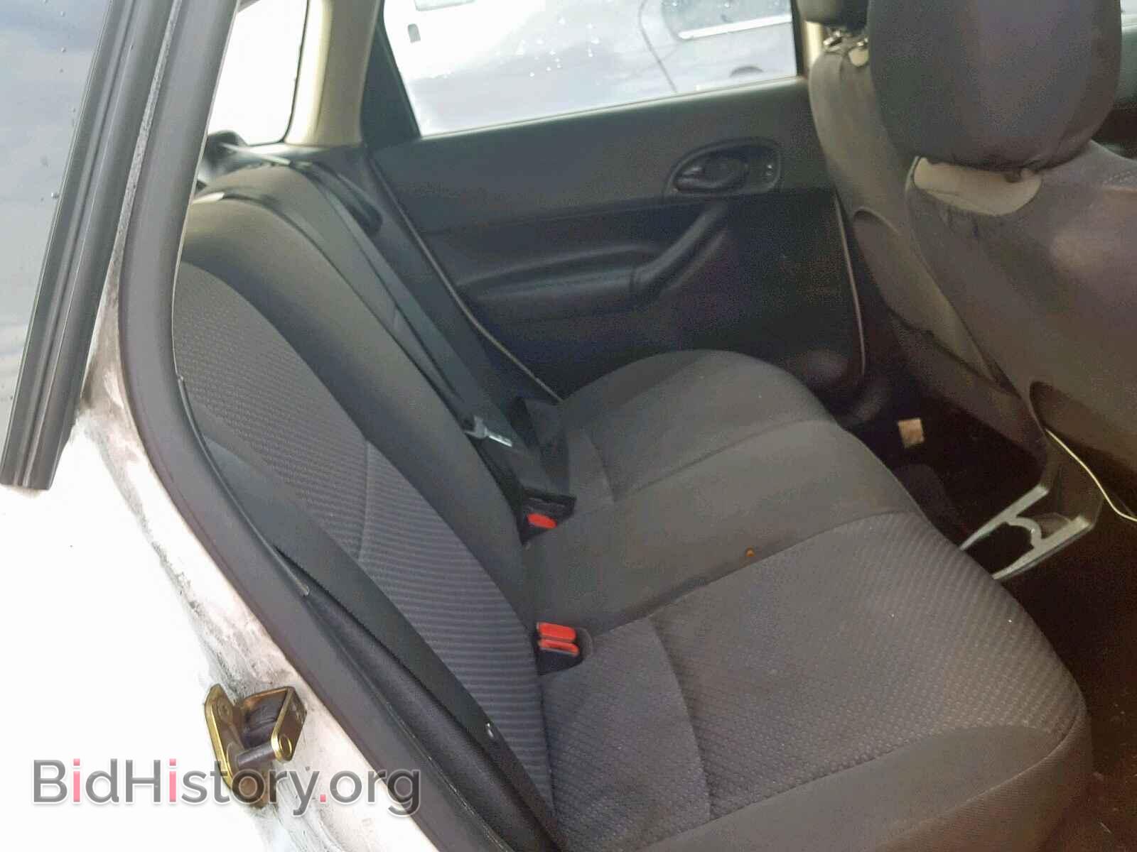 2005 FORD FOCUS - VIN: 3FAFP37N85R111563 - Фото 6