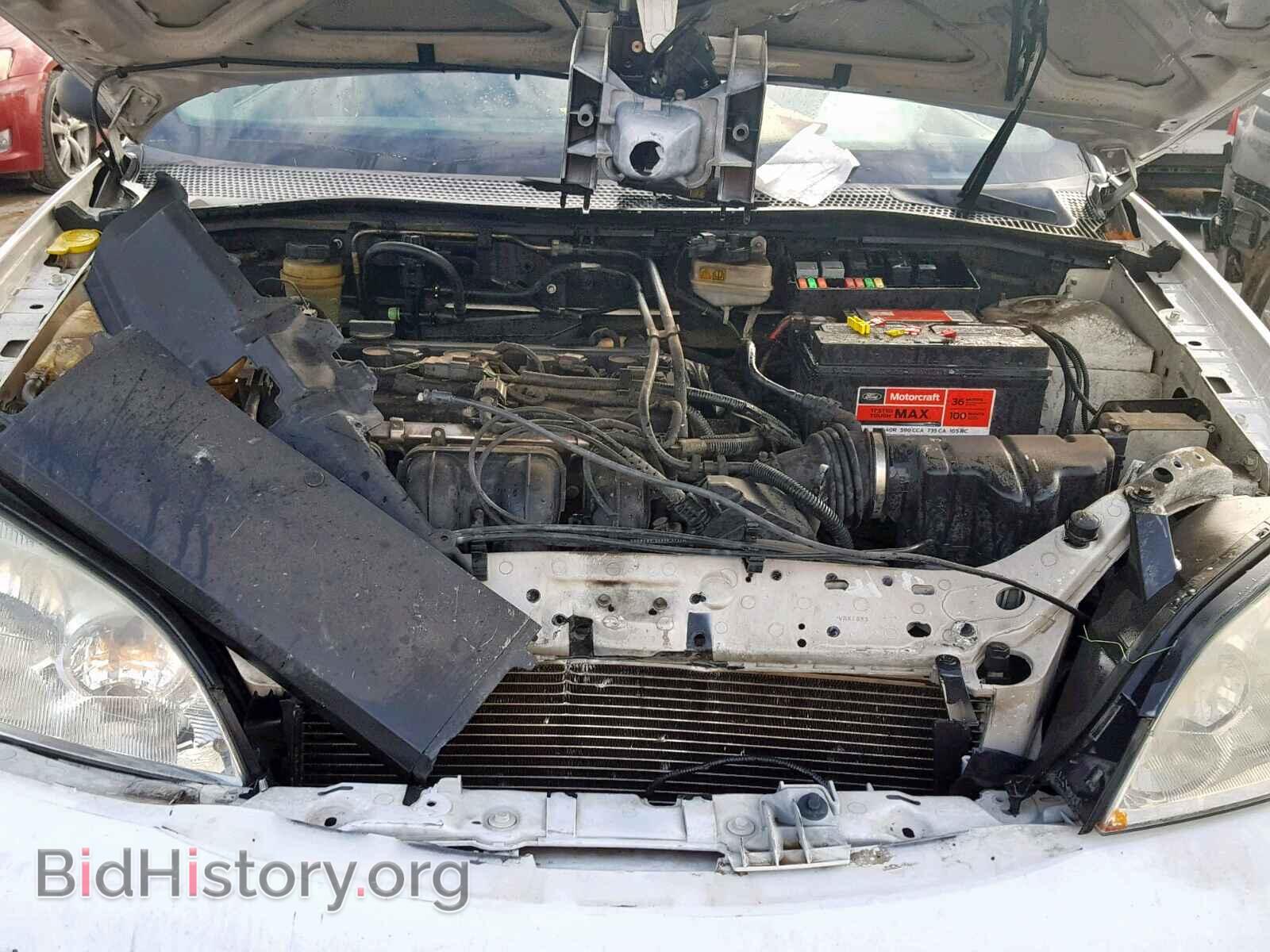 2005 FORD FOCUS - VIN: 3FAFP37N85R111563 - Фото 7