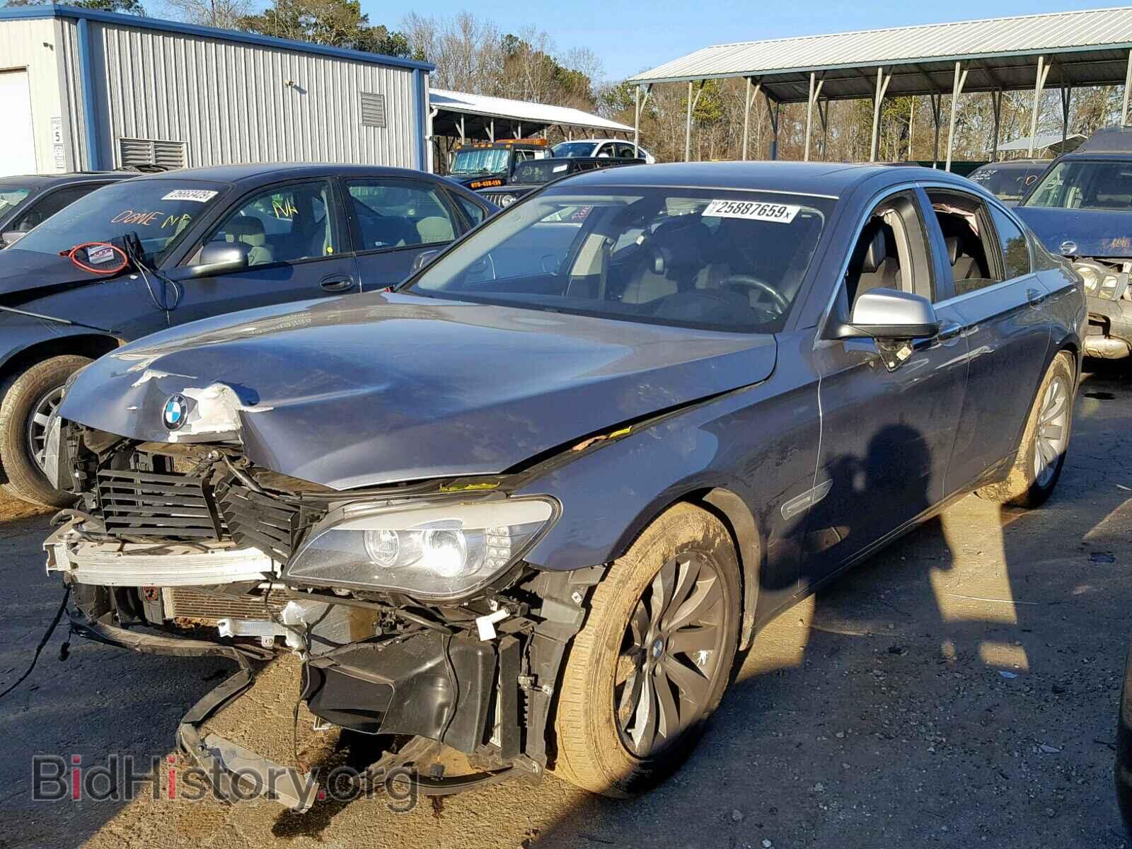 2012 BMW 7 SERIES - VIN: WBAKA8C54CDX01470 - Фото 2