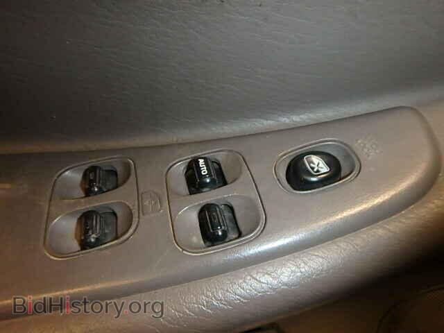2004 CHRYSLER SEBRING - VIN: 1C3EL56R94N296567 - Фото 9