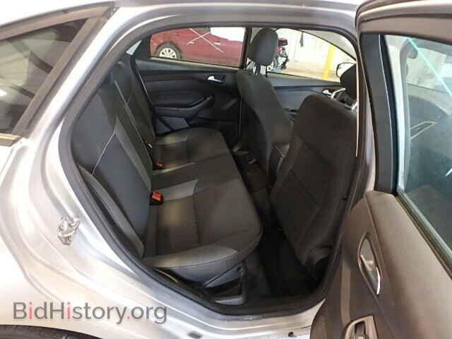 2012 FORD FOCUS - VIN: 1FAHP3F23CL284256 - Photo 6